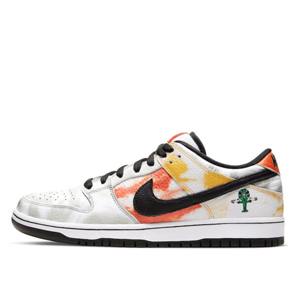 SB Dunk Low 'Tie-Dye Raygun' White (2019)