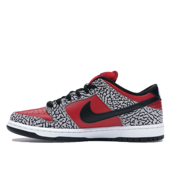 SB x Supreme Dunk Low Premium 'Fire Red Cement' (2012)