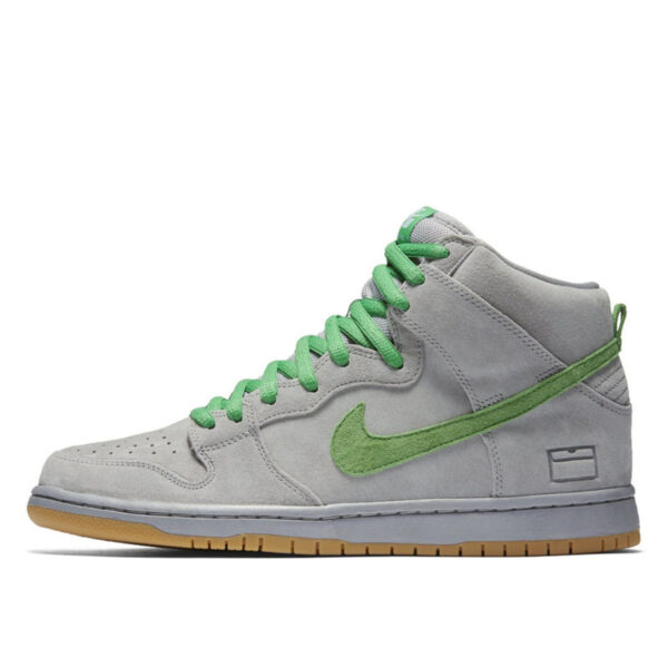 Dunk SB High Silver Box