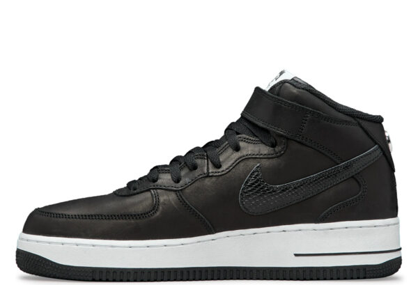 Air Force 1 x Stussy Mid Black (2022)