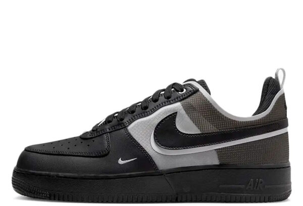 1 React Black White (2022)