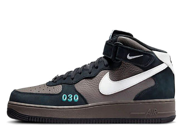 Air Force 1 Mid Berlin (2022)