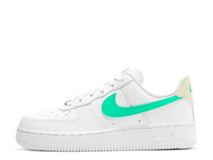 WMNS Air Force 1 Low Green Glow (2021)