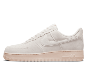 Air Force 1 Low Summit White Suede (2021)