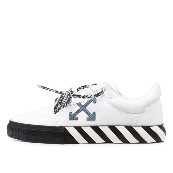 Vulc Low Top Sneaker White Grey Black (2021)