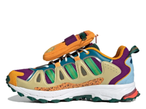 x Sean Wotherspoon x Disney Superturf Adventure Jiminy Cricket (2021)