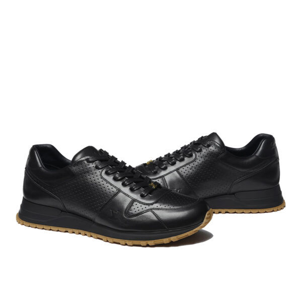 x Supreme Run Away LV Sneaker Black Gum (FW17)