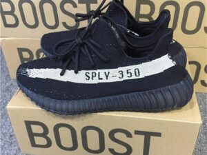 Yeezy 350v2 Oreo
