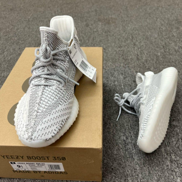 Yeezy 350v2 Static